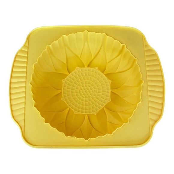 Sunflower Soft Mold Nonstick Pastry Cake Baking Pan - Picture 2 of 4